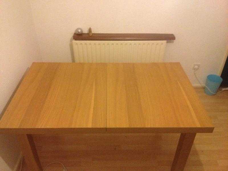 Oak dining table extendable - used 90. Add chairs for 130 only