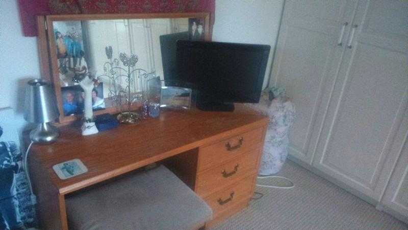 Oak Dressing Table with Mirror and Chair for Sale - 55 - Collection Only