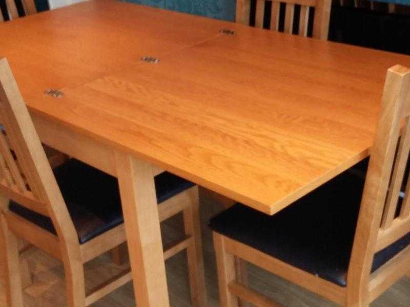 Oak effect Dining Table and Four Chairs