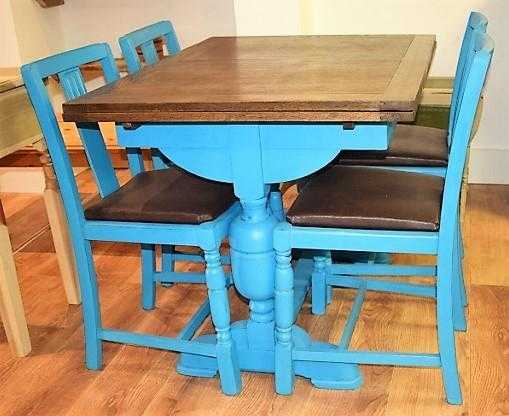 Oak Extendable Table and 4 Chairs