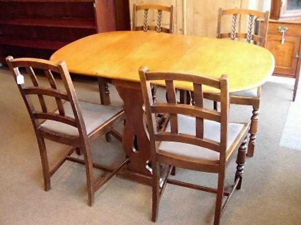 Oak Gateleg table and 4 oak chairs