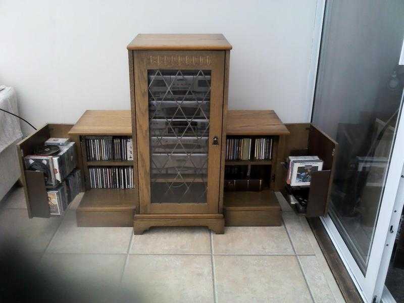 Oak hi Fi unit