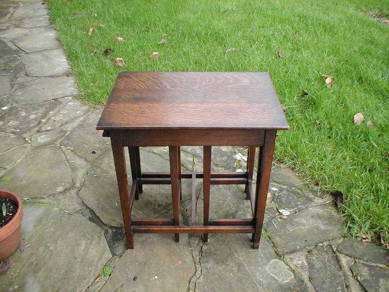 Oak  Nest of 3 Tables