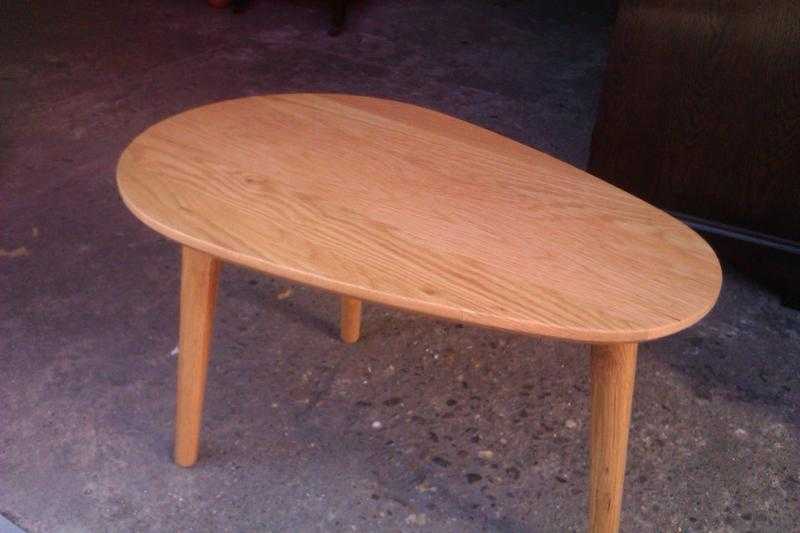 Oak Ocasional Table In Very Good Condition