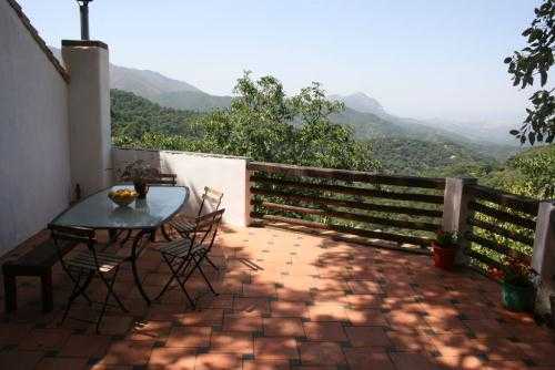 Off grid farm house with stunning views in Southern Spain near Ronda and Gaucin. Newly renovated