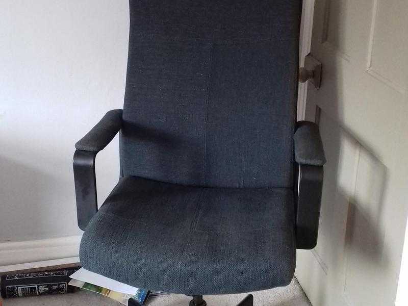 Office chair - ikea malkolm