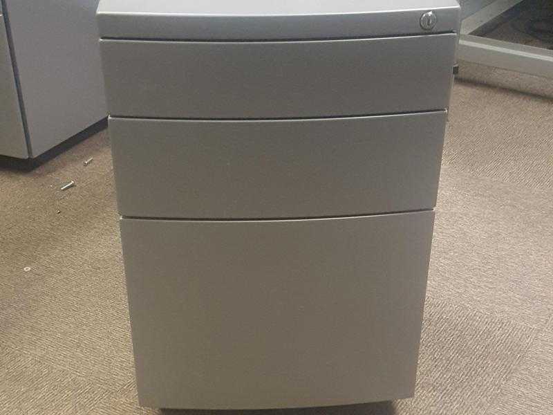 Office Pedestal, Desk draws