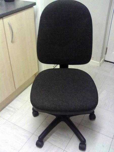 officecomputer desk chairs