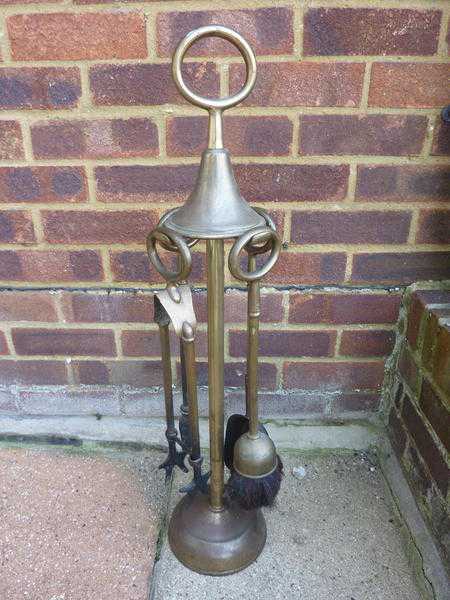 OLD brass .4. piece fire companion set