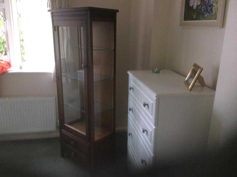 Old Charm Hertford Display Cabinet in Light Oak.Vintage Finish.