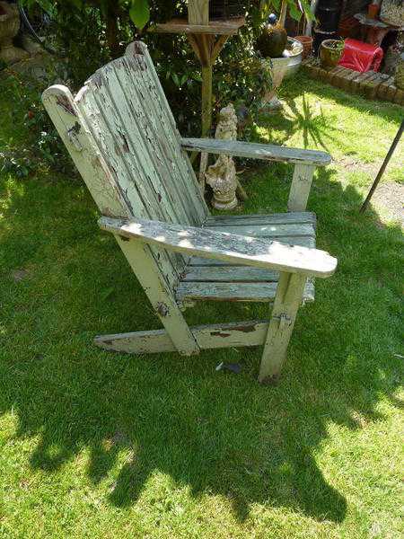 Old Garden Chair Adirondack Style Needs a repaint