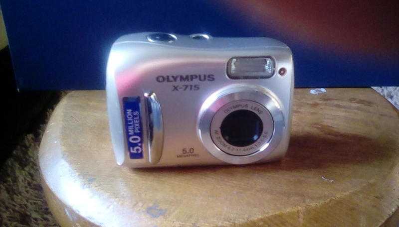 Olympus x-715 Digital Camera