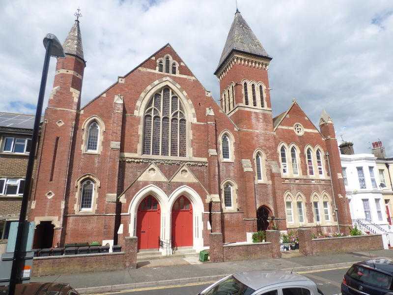 OneTwo bedroom character flat for sale in central Eastbourne