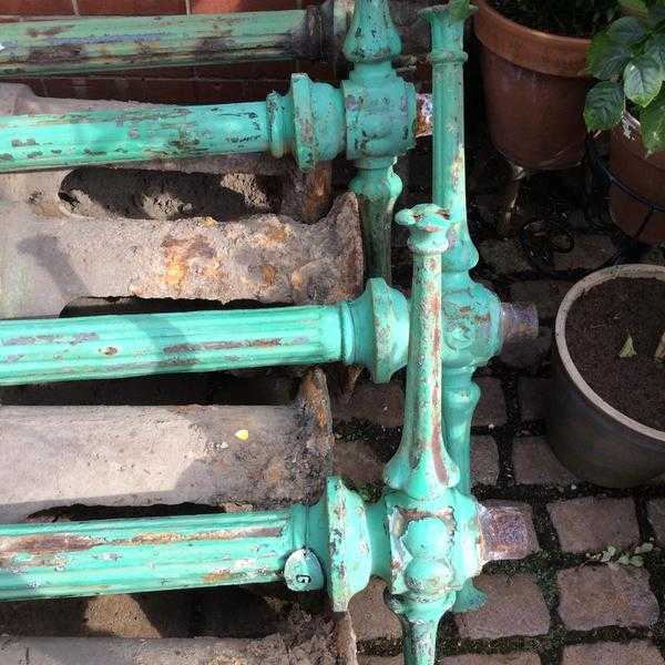 ORIGINAL CAST IRON LAMPPOSTS