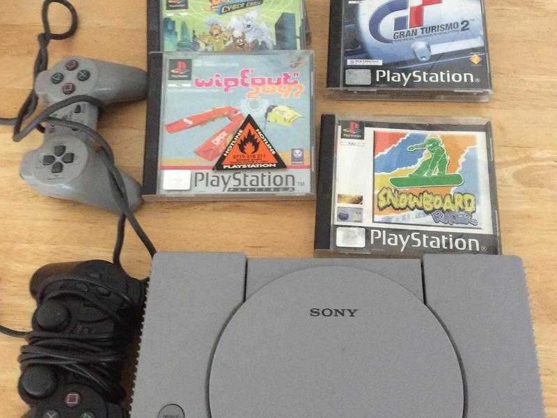 Original PlayStation , 2 controllers and games