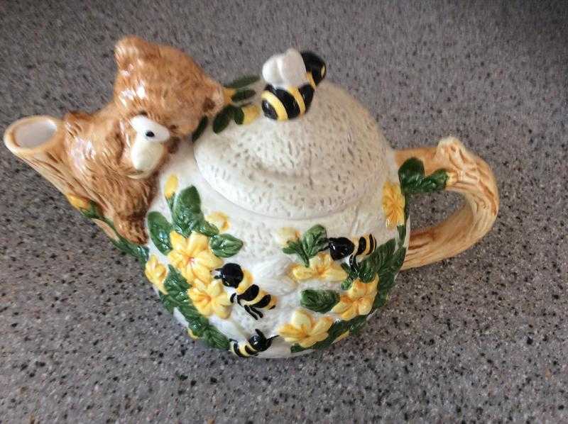 Ornamental tea pot