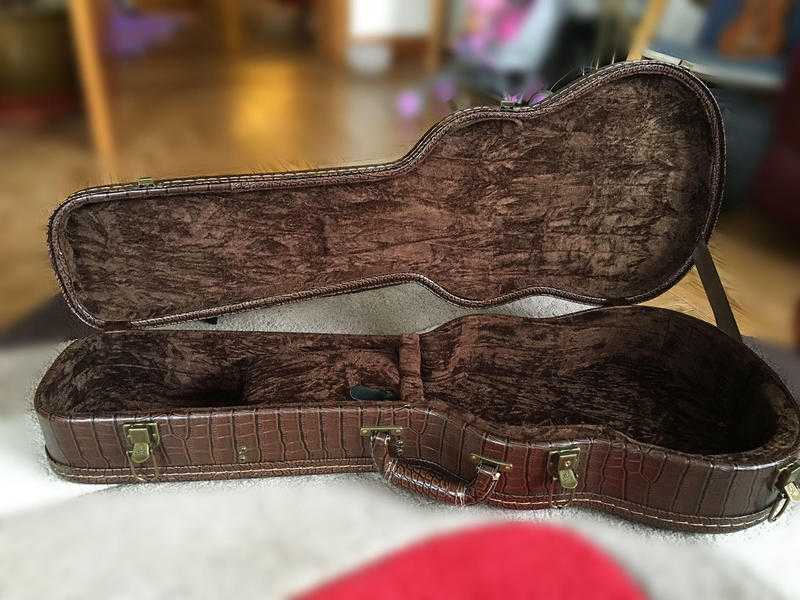 Ortega Baritone Ukulele Hard Case