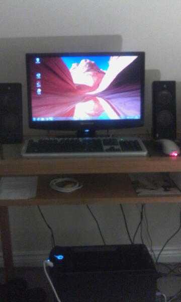 Packard Bell desk top  Monitor etc