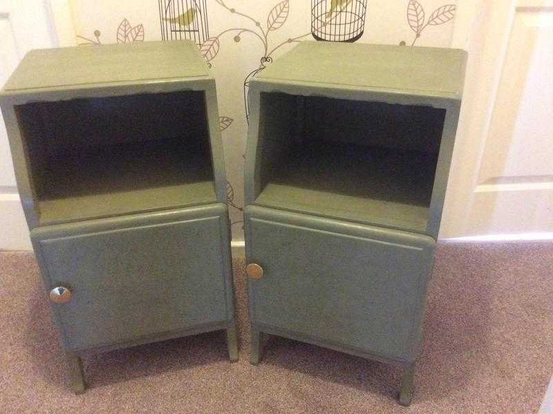 Pair of antuique Harris lebus of London bed side cabinets