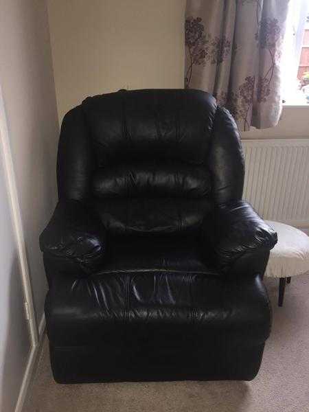 Pair of Black Faux Leather Recliner Chairs