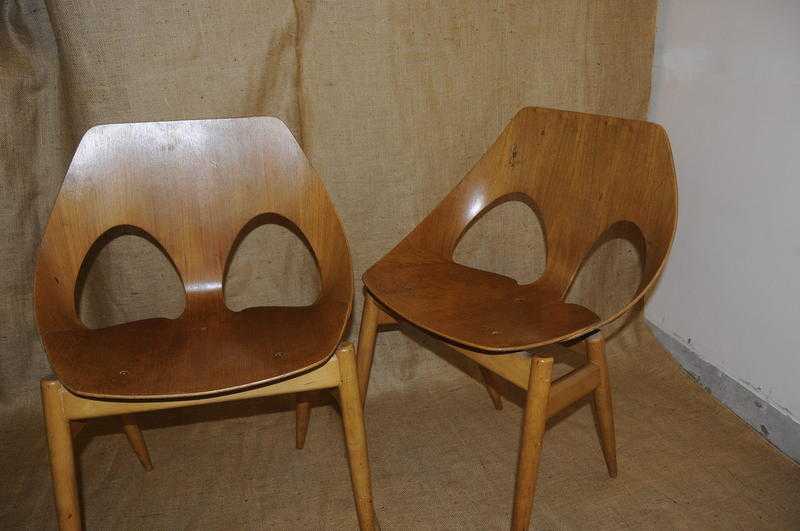 Pair of Early Model Kandya Jason Chairs by Carl Jacobs. 1950039s Mid Century Design Classics.  Used