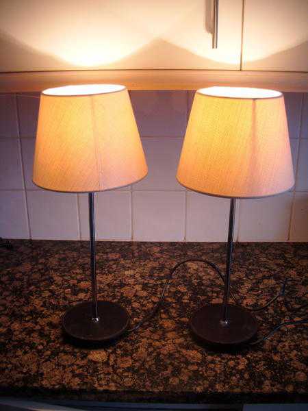 Pair table lamps