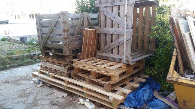 pallets and crates free to collect