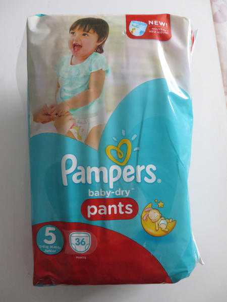 PAMPERS PANTS