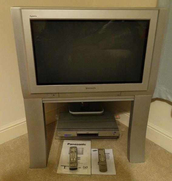 Panasonic 28quot CRT TV, stand and Samsung DVD player