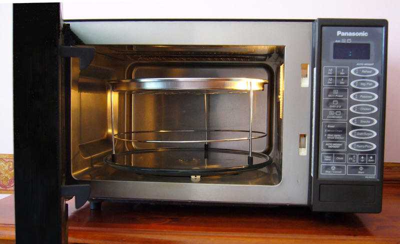 Panasonic 800W Microwave amp oven