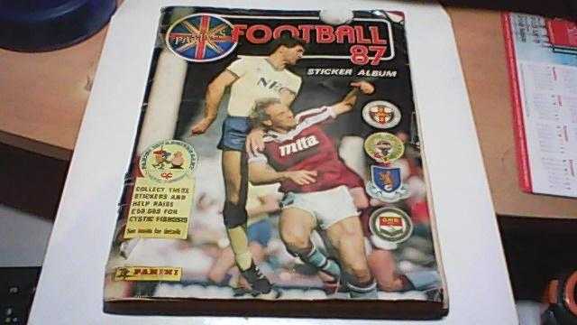 PANINI039S FOOTBALL 03987 STICKER ALBUM WITH 586 STICKERS INSIDE-1987-PANINI