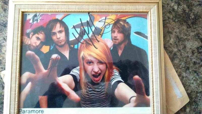 Paramore 100 Genuine Hand Signed Photo