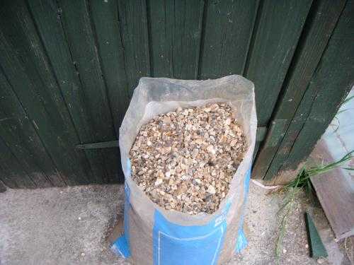 pea shingle  gravel