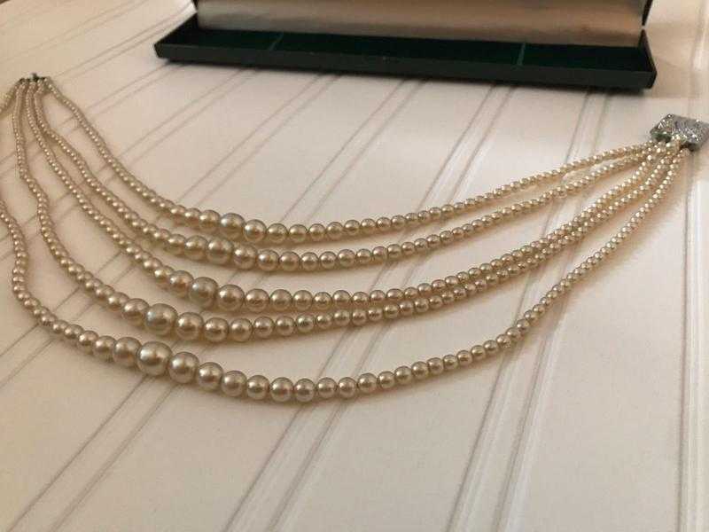 PEARL NECKLACES