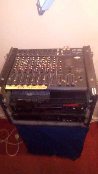Peavey Unity 1000 mixing desk 8 channel.. plus manual amp custom made rack box included