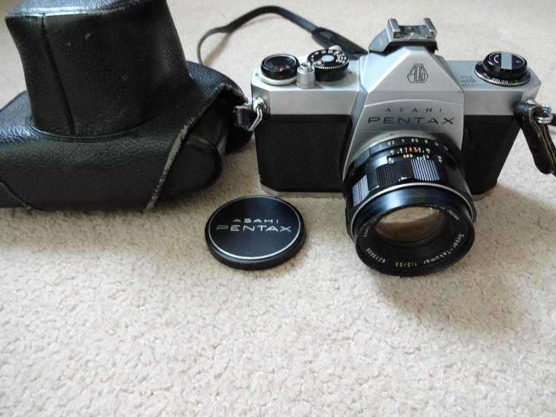 Pentax SP500 Spotmatic 35mm SLR Film Camera - Takumar Lens