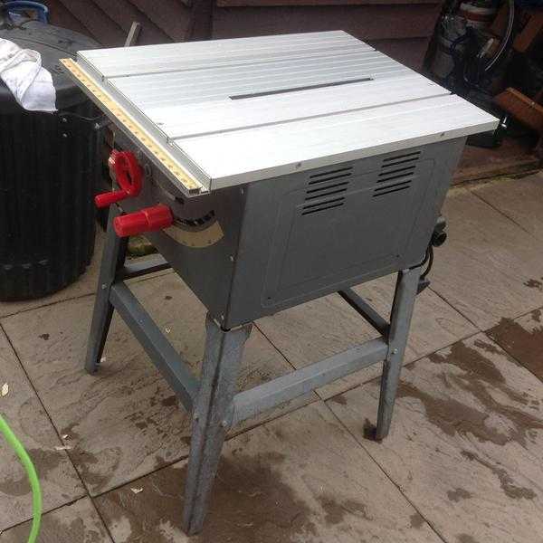 Performance table saw