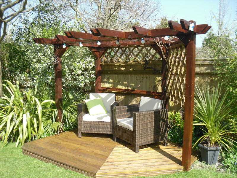 PERGOLAS, DECKING, WOOD STORES, TROUGHS, BIRD TABLES, GATES, SHEDS, SUMMERHOUSES ALL BUILT TO ORDER