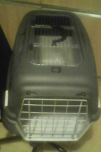 Pet carrier cage box