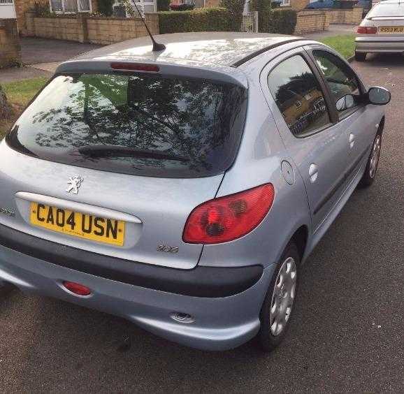 Peugeot 206 2004 FOR SALESPARES amp REPAIRS