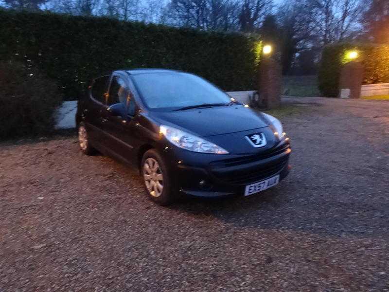 Peugeot 207 2007- 57 registered 5door with FULL SERVICE HISTORY (See Pictures)