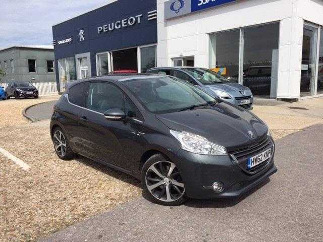 Peugeot 208 2012