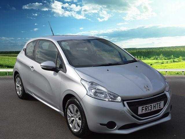 Peugeot 208 2013