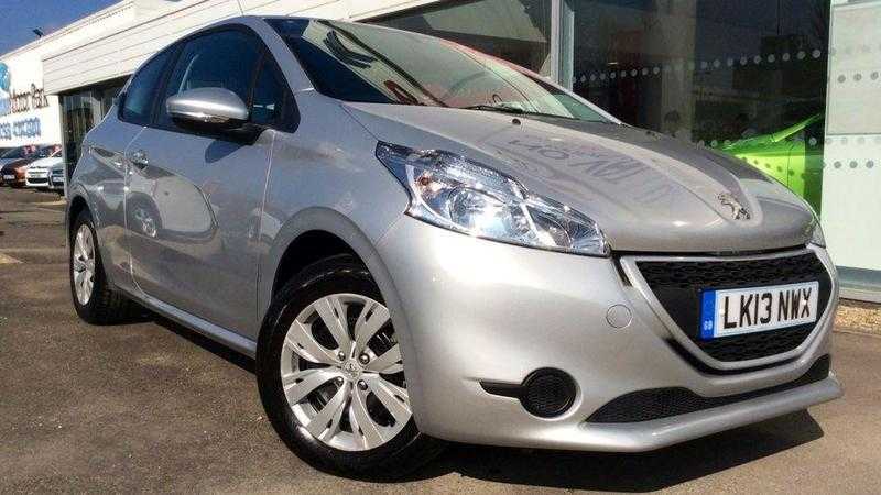 Peugeot 208 2013