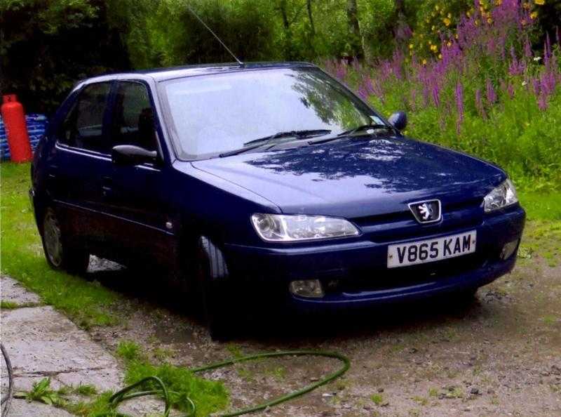 Peugeot 306 Blue