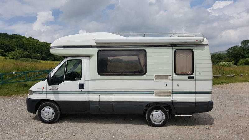 PEUGEOT IMMACULATE INSIDE AND OUT