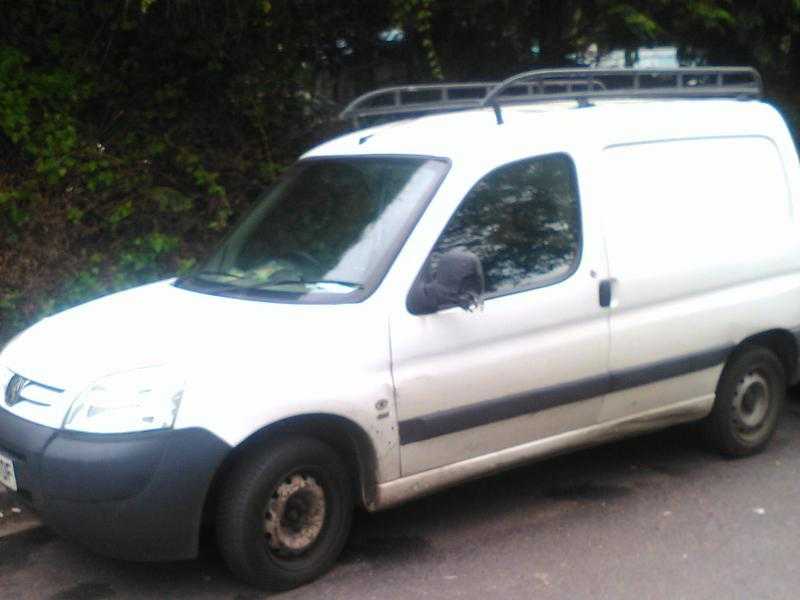 Peugeot Partner 2004 starts and drives