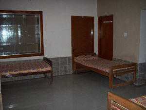PG for men with 24 hours water and other facilities Malleswaram