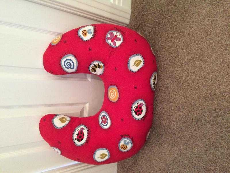 Php Widgery Nursing Pillow for Sale