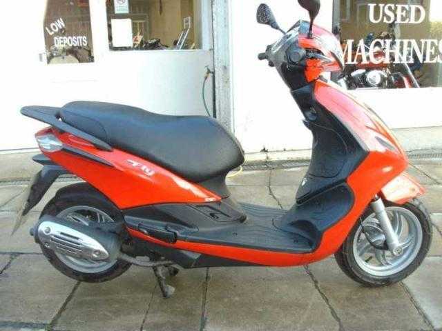 Piaggio Fly